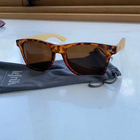 Lefrik bamboo sunnies - Picture 2 of 7